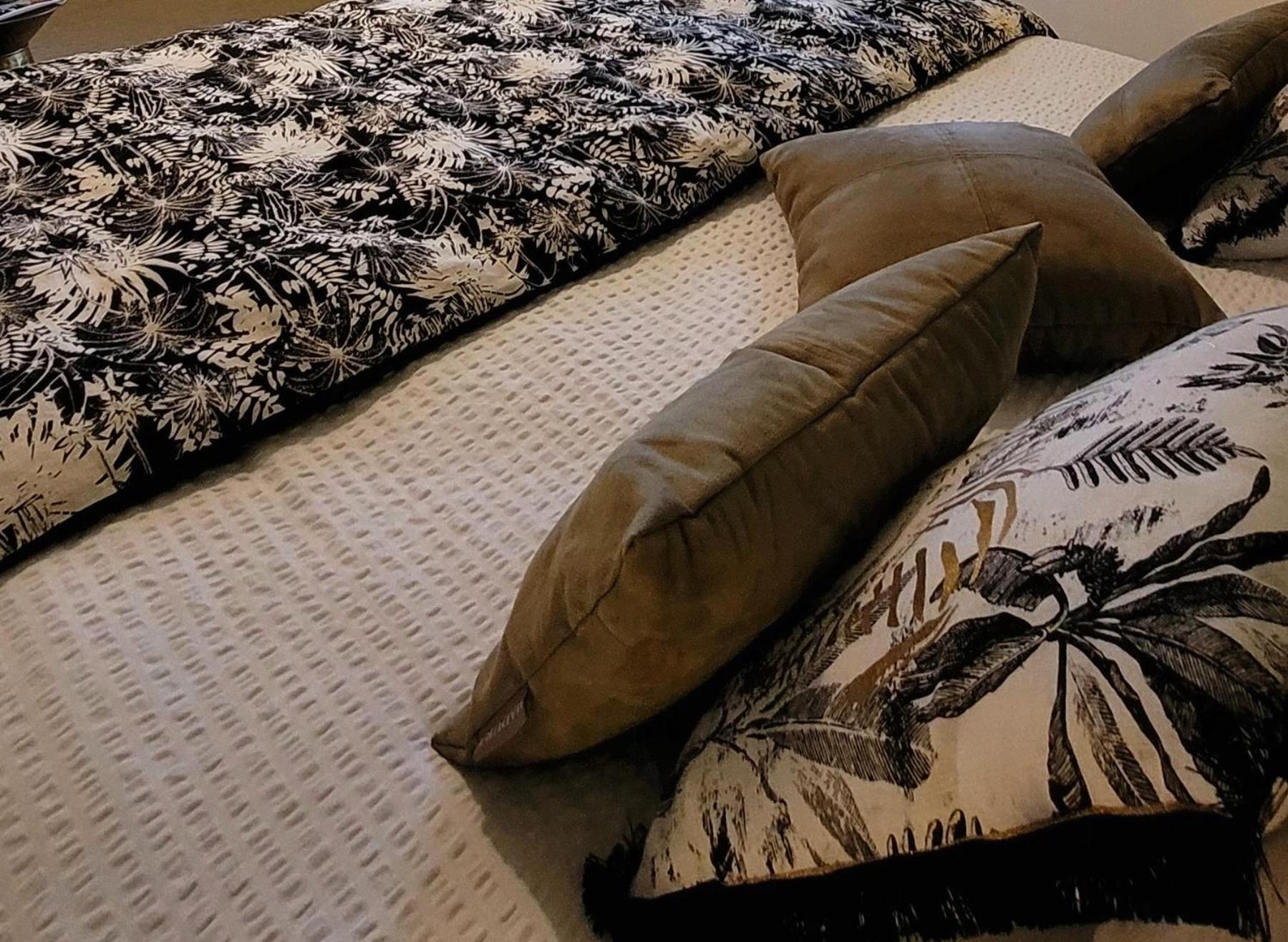 La Maison Keribin Bed & Breakfast *